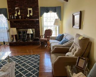 Beautiful furniture and lamps