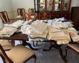 Linens and a pristine dining room set