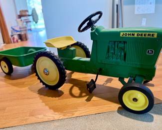 Child’s John Deere Tractor 