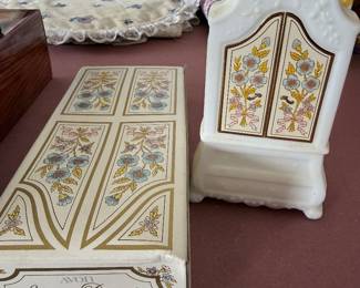 Avon Collectables 