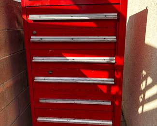 Ginormous tool chest super heavy duty, 5 feet tall about 2 1/2 feet wide and very deep
