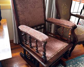 Glider chair with velvet upholstery, very stately super comfortable upholstered on backside as well. Good condition.