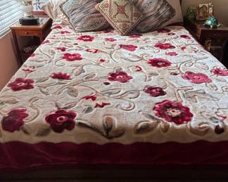 Korean Mink Blanket - Embossed Floral