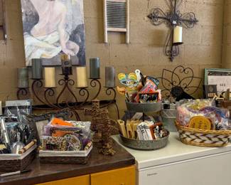 Please join Roman and Company for Part One of a large estate sale this weekend at 5 Cielo Lindo, Anthony, NM, 88021 located in Cielo Dorado Estates (7 Minutes from the Outlet Mall). Items for sale include: antiques, furniture, decor, art, jewelry, designer clothes/purses/sunglasses/shoes and boots, catering supplies, holiday decor, entertaining and party supplies, collector Barbies and toys, albums, patio furniture, grills, smoker, fire pits, mowers, UTV sand buggy (like new) tires, yard games, weights and sports equipment, pilates reformer, Harley Davidson clothes and gear, taxidermy, bar and man cave items, washer/dryer, 3 refrigerators, 1 deep freeze, farm house kitchen and home decor, Schwinn trike, antique and contemporary bicycles, electric scooters,  large Casa Bella DR set and buffet.  