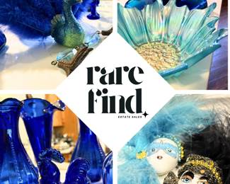 Blue rooster, blue glass