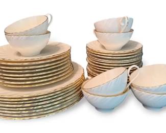 40ct Lenox Laurent China Set