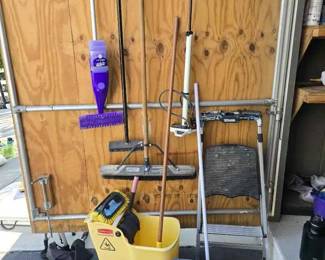 KE182Household tool Lot