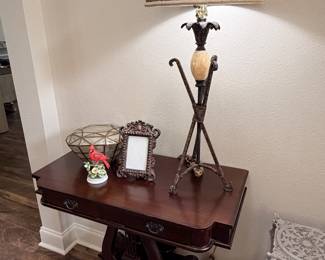 Harp desk, lamp, cardinal figurine and frames