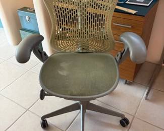 Herman Miller 'Mirra' desk chair
