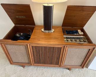 MCM Motorola stereo console  in Drexel cabinet, it works!