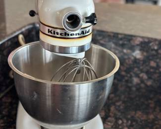 Kitchen Aid mixer 