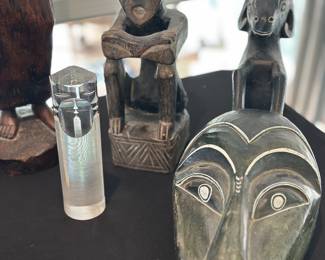 Anthropomorphic figure, tribal artwork , Hoya crystal face sculpture 