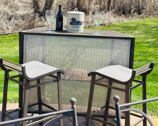 Outdoor bar patio set