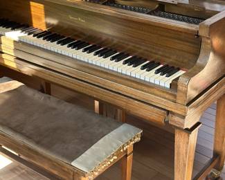 Player piano with music rolls ( player needs repaired) 