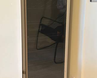 Haier wine cooler, free standing 