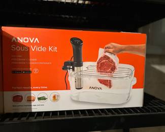 Anova Sous Vide Kit, precision cooker container 