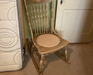 Rocking chair-19x40