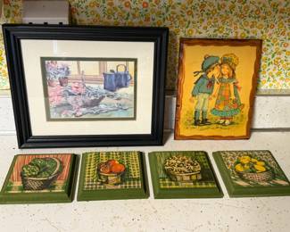 VINTAGE WALL DECOR TONI EVINS MARKS AVOCADO