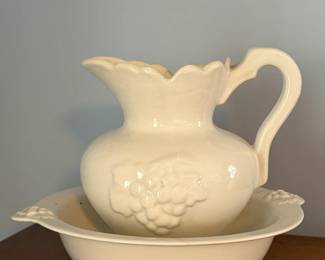 VINTAGE CERAMIC PITCHER & WASH BASIN SET