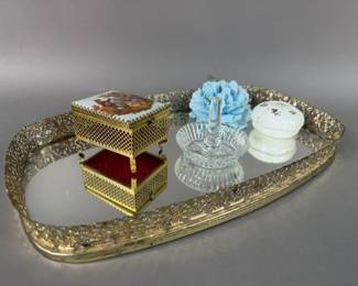 MIRRORED VANITY TRAY W TRINKET BOX & RING HOLDER