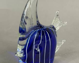 ASSORTED COLLECTIBLES AVON PIER ONE GLASS FISH PHOTO FRAMES