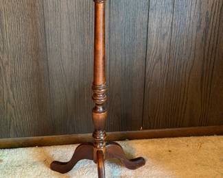 WOOD PEDESTAL PLANT STAND