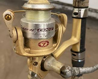 FISHING ROD & REEL DAIWA SHAKESPEARE PFLEUGER