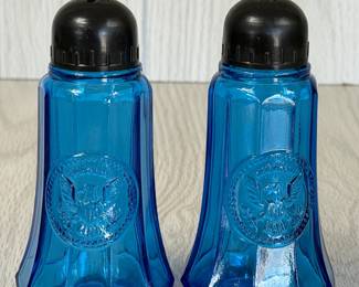 CROWNFORD CHINA CO SALT & PEPPER SHAKER SET