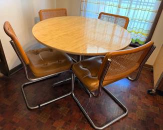 VINTAGE DINETTE SET W 4 CHAIRS