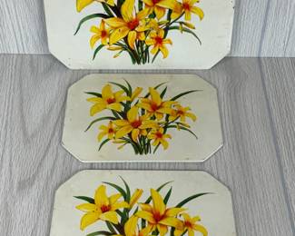 PRO TEX 3 PC TRIVET SET W LILY PATTERN