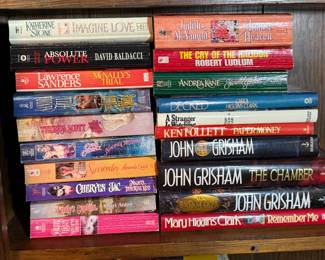 BOOKS NOVELS JOHN GRISHAM MARY HIGGINS CLARK