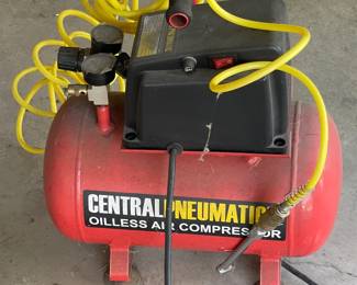 CENTRAL PNEUMATIC OILLESS AIR COMPRESSOR