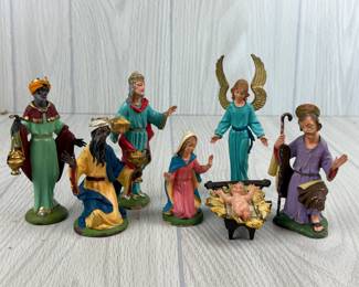 ITALIAN CHALKWARE CHRISTMAS NATIVITY FIGURINES