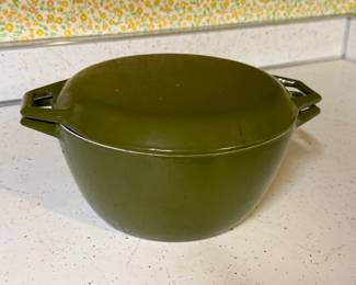 COPCO DENMARK ENAMELED CAST IRON DUTCH OVEN