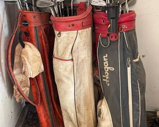 VINTAGE GOLF CLUBS & BAGS