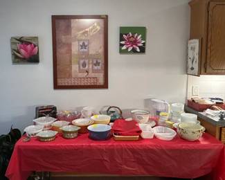 See The Pretty Pyrex!