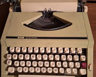 Sears Chevron Typewriter (really good shape)