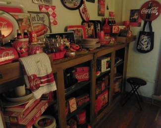 Coca Cola Collector Items. Great Selection!
