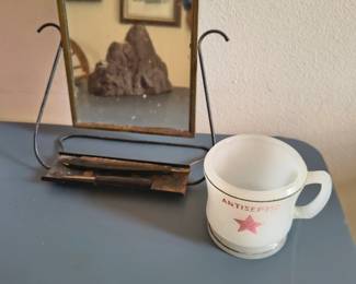 Old Shaving Mirror with rack for old straight razors 1 razor