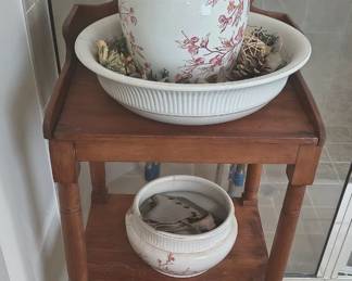 Very Early Washstand