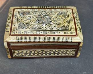 Trinket  box