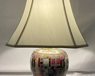 Oriental Porcelain Lamp