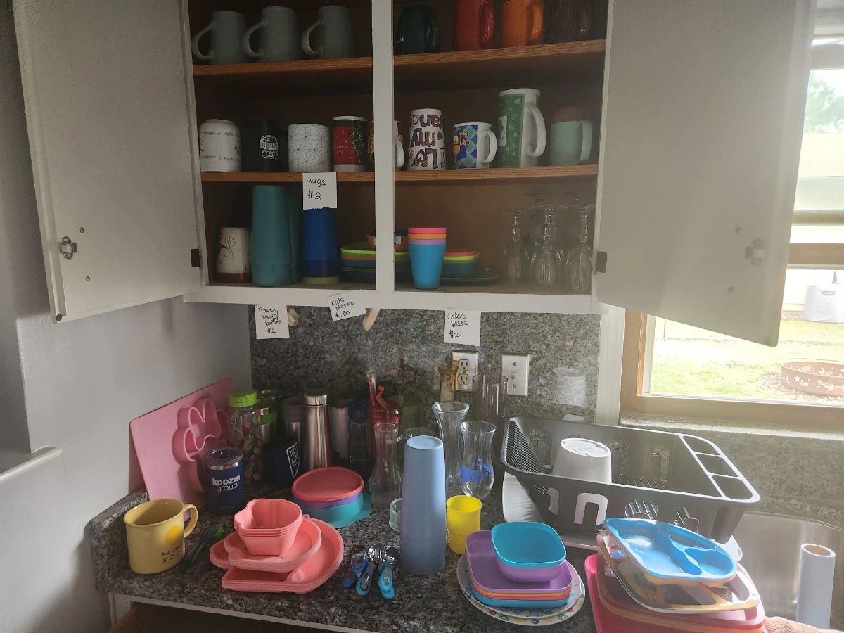 Plastics, mugs and travel bottles, kids dishes
