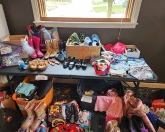 Kids clothes, shoes, boys and girls - toddler to 10/12