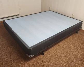 Queen heavy duty box spring and frame