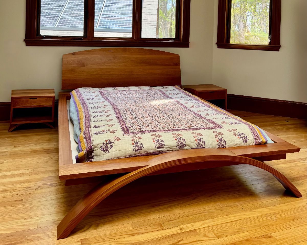 Thos Moser "Vita" Queen Bed