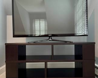 TV Stand/Console Table & Samsung TV