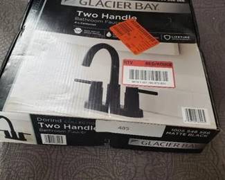 Dorind 4 in. Centerset 2-Handle High-Arc Bathroom Faucet in Matte Black