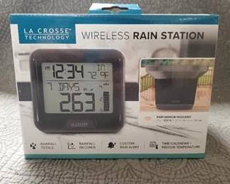 La Crosse Technology Rain Gauge 3.43 in. W X 7.14 in. L