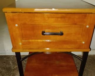 Side Table in Great Condition